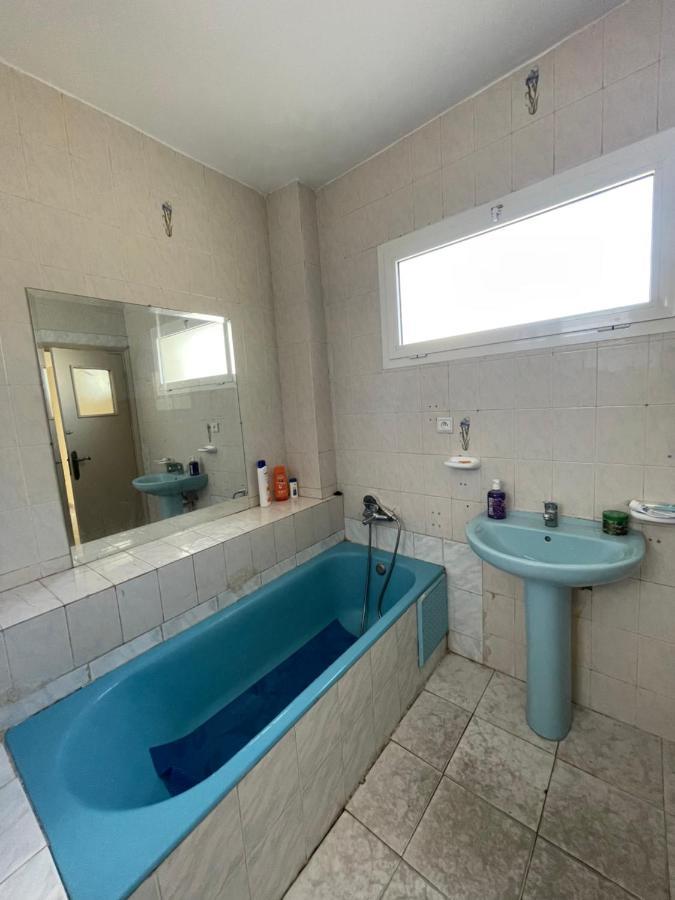 Appartement Centre-Ville Avec Piscine Pour Enfants Tangier Bagian luar foto
